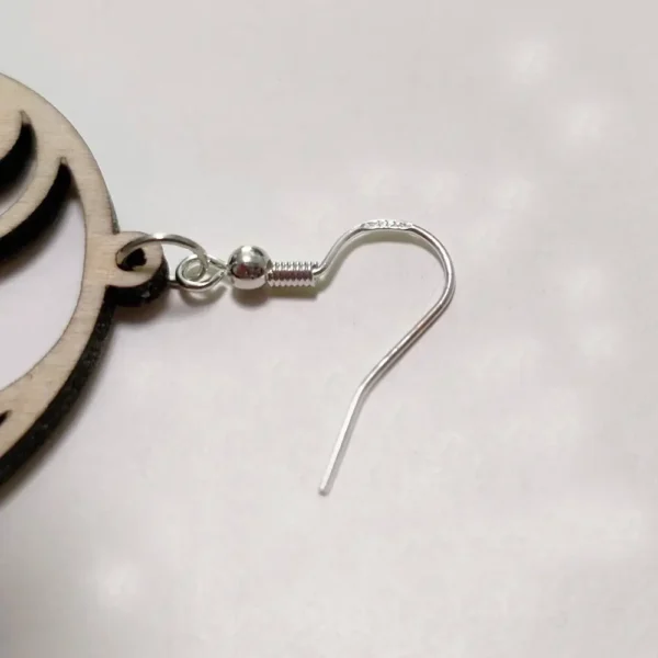 Bo 01, boucles d'oreilles bois, crochet, jp laser art