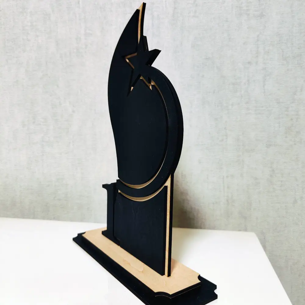 Trophée personnalisé en bois, jp laser art,