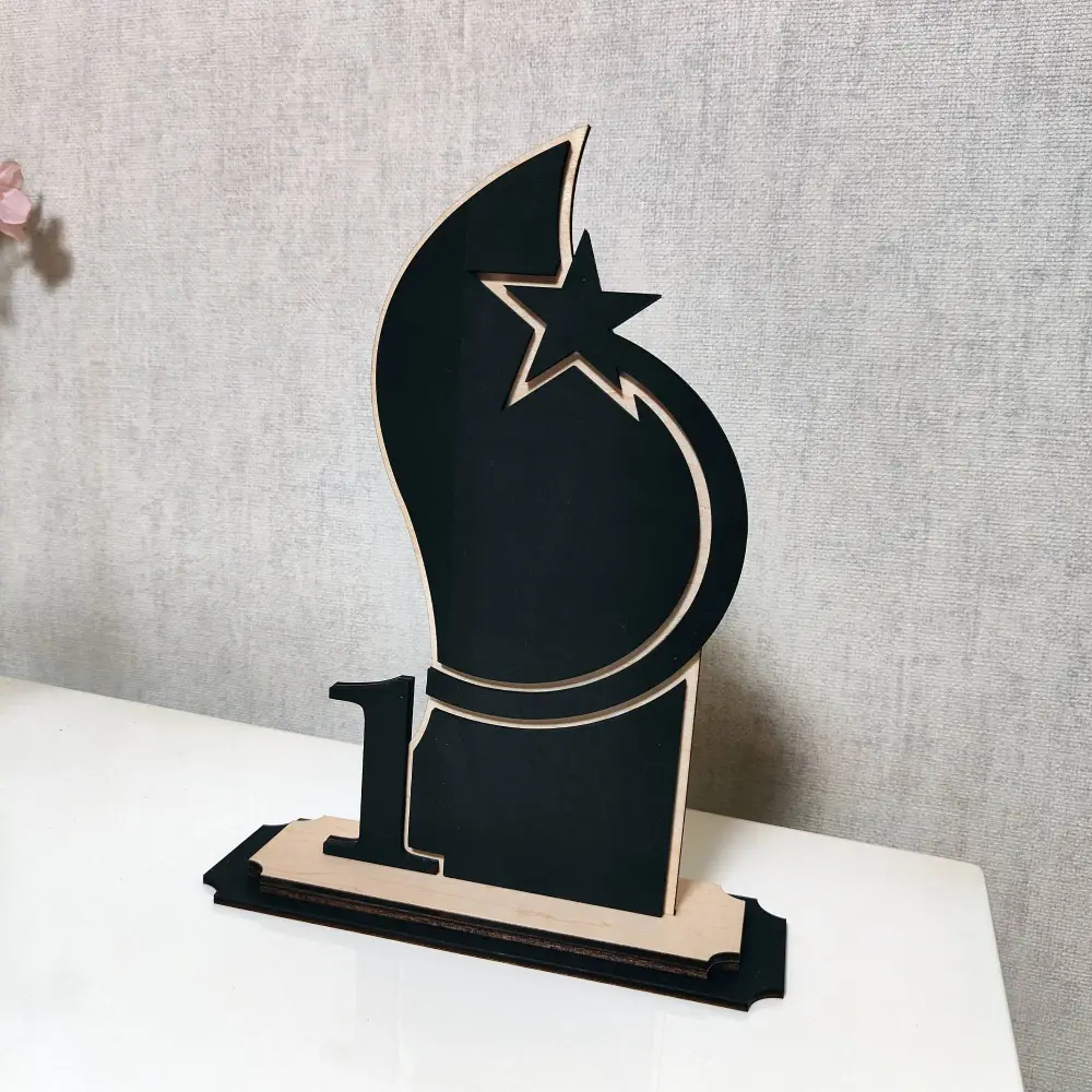 Trophée personnalisé en bois, jp laser art,